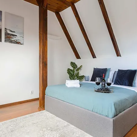 Elegant Loft-style For 10 *