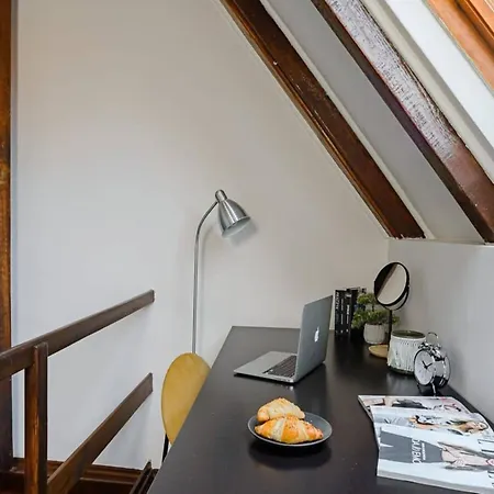 Elegant Loft-style For 10